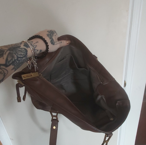 Calvin klein hand bag - Picture 9 of 11